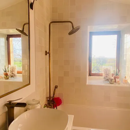 Maison De Rêve Avec Piscine Au Milieu Des Vignes