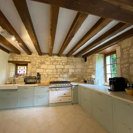 Maison De Rêve Avec Piscine Au Milieu Des Vignes Berrie